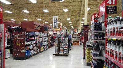 An interior photo of Woodstock Home Hardware Building Center